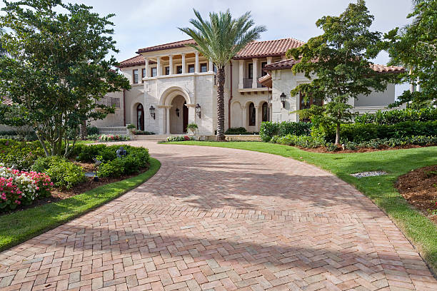 Best Local Driveway Pavers  in Myrtle Creek, OR